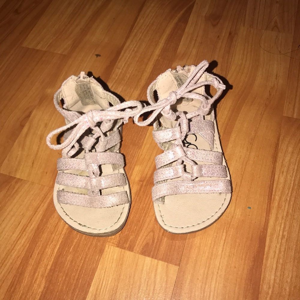 CUTE TODDLER SANDALS